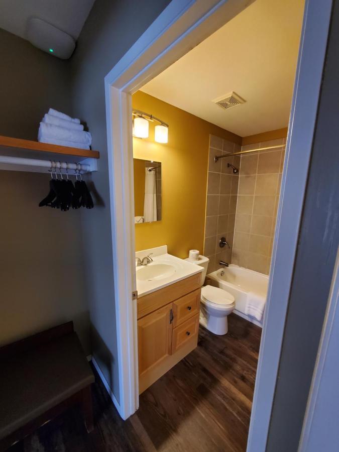 Alpine Inn&Suites Nelson Esterno foto