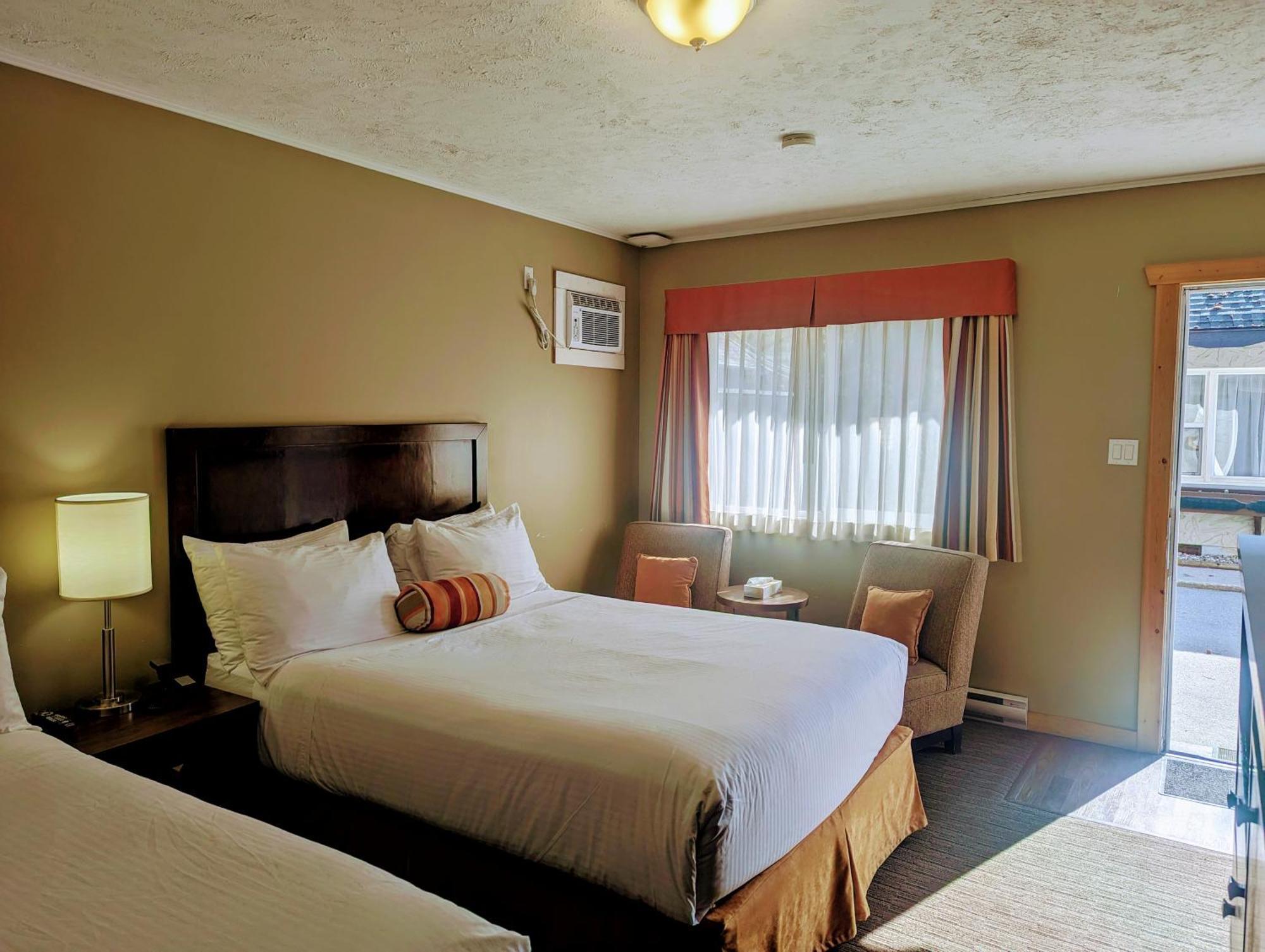 Alpine Inn&Suites Nelson Esterno foto