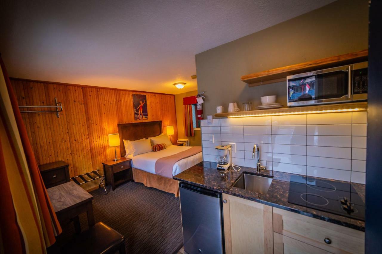 Alpine Inn&Suites Nelson Esterno foto
