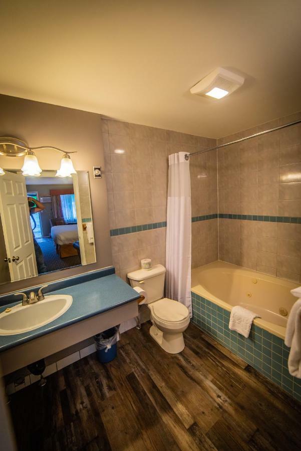 Alpine Inn&Suites Nelson Esterno foto